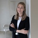 Anniek V.